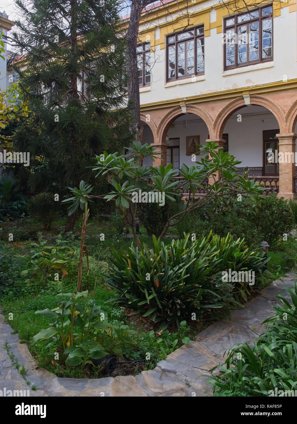 Uno dei giardini a La Térmica (centro culturale). Málaga, Spagna. Foto Stock