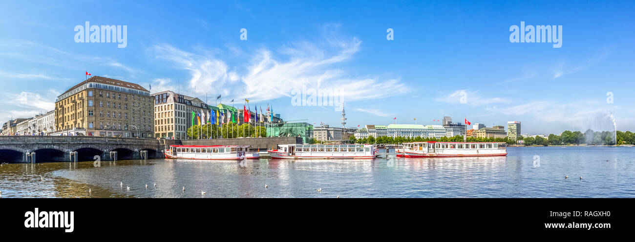 Il municipio, Alster Amburgo, Germania Foto Stock