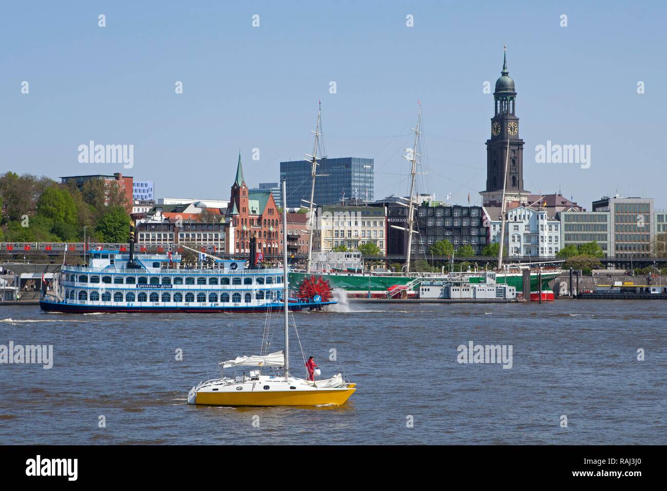 St Pauli ponti di atterraggio, il porto di Amburgo, Amburgo, PublicGround Foto Stock