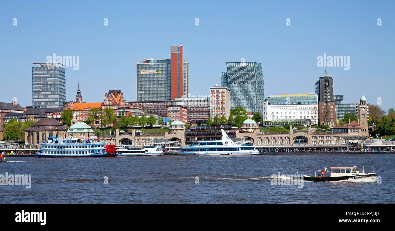 St Pauli ponti di atterraggio, il porto di Amburgo, Amburgo, PublicGround Foto Stock