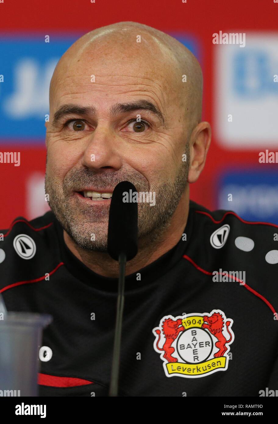 Firo: 04.01.2019, calcio, 1.Bundesliga, stagione 2018/2019, Bayer 04 Leverkusen, presentazione coach Peter BOSZ, PK, conferenza stampa, coach Peter BOSZ, ritratto | Foto Stock