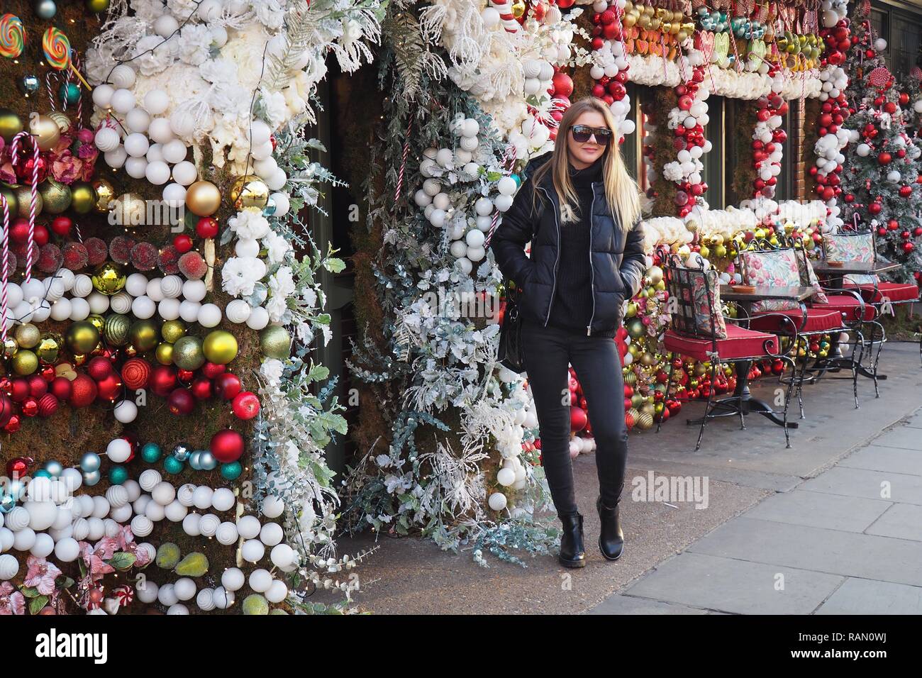 Londra, Regno Unito. 4 gennaio, 2019. L'Edera Chelsea Garden's Gingerbread House facciata ora a Londra il top venti Instagram e selfie posizioni. Credito: Brian Minkoff /Alamy Live News Foto Stock