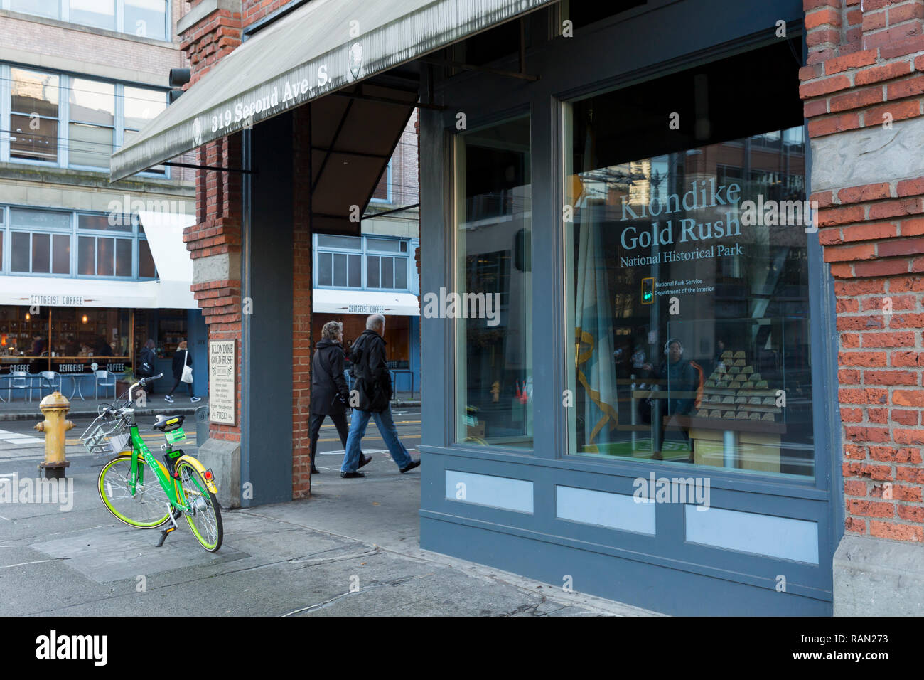 Seattle, Washington, Stati Uniti d'America. 4 gennaio, 2019. Klondike Gold Rush National Historical Park si trova chiusa ai visitatori come il governo federale shutdown continua nella sua terza settimana. Seattle è l'unità del Klondike Gold Rush National Historical Park, alloggiato nel landmark Cadillac Hotel, serve come un Interpretive Center e il museo in Pioneer Square Distretto Storico Nazionale. Credito: Paolo Christian Gordon/Alamy Live News Foto Stock