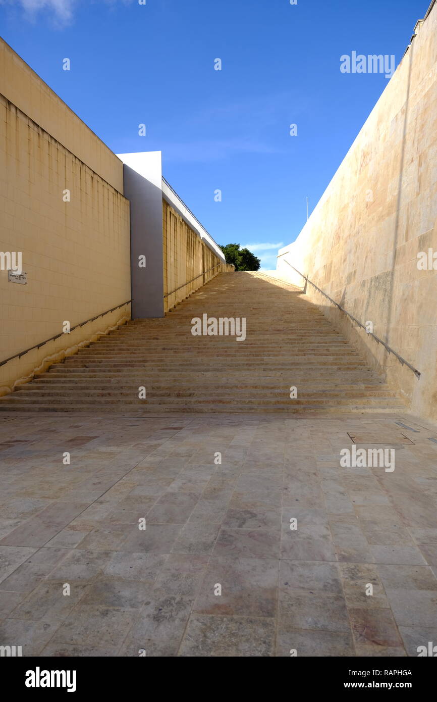 La Valletta, Malta, la Croce di San Giorgio isola. Viste generali. Foto Stock