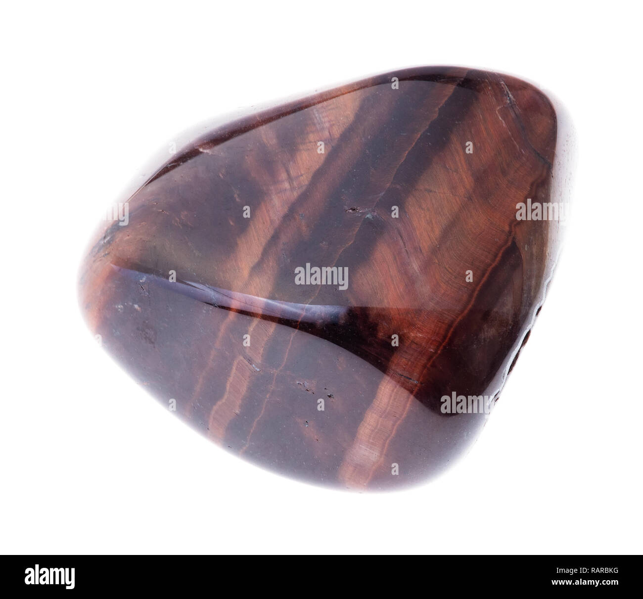 La fotografia macro di naturale minerale da collezione geologica - burattati bull-eye (occhio di bue) gemma su sfondo bianco Foto Stock