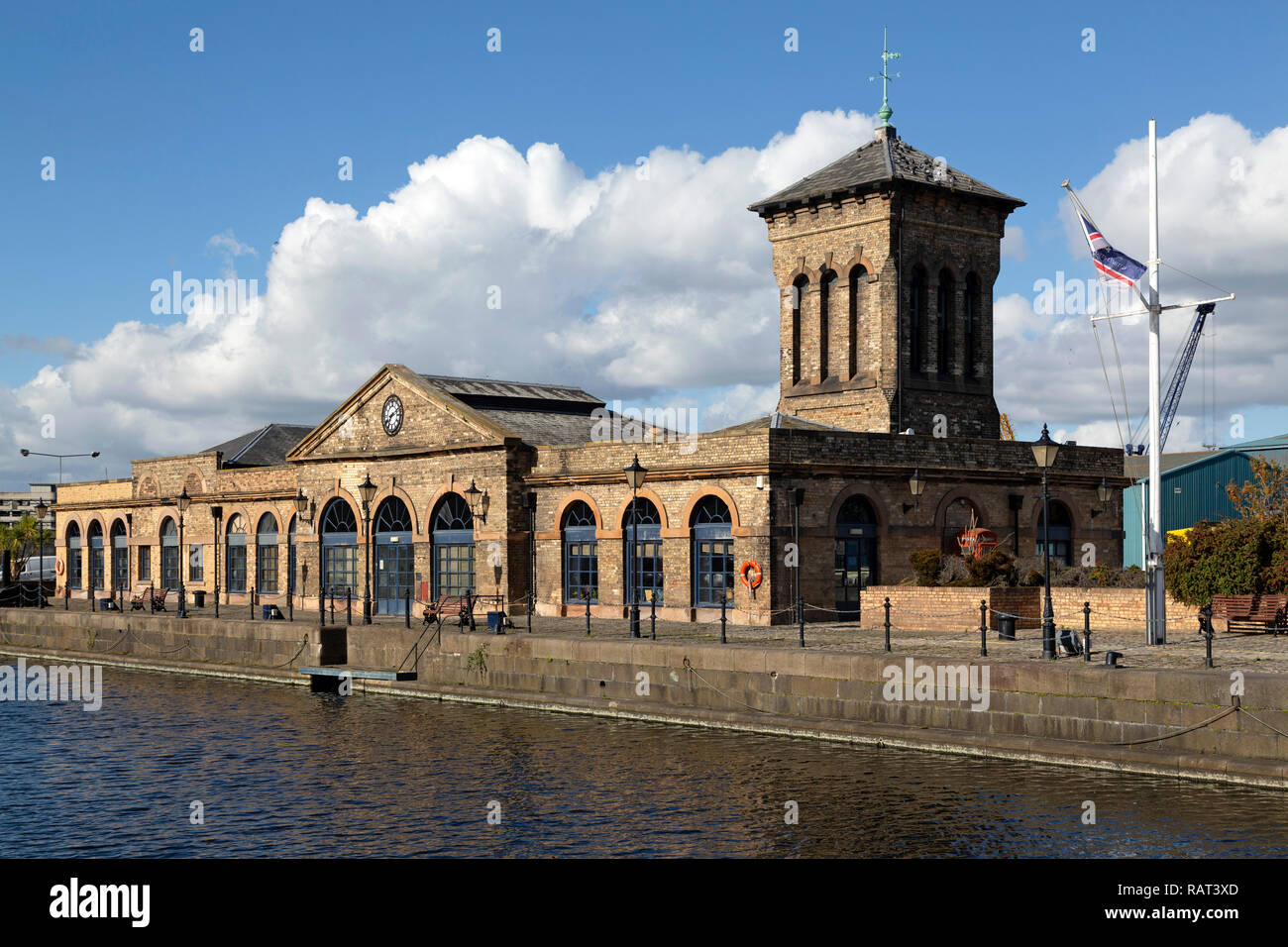 Costruzione terminale di Albert Dock bacino del porto di Leith a Edimburgo, Scozia. Foto Stock