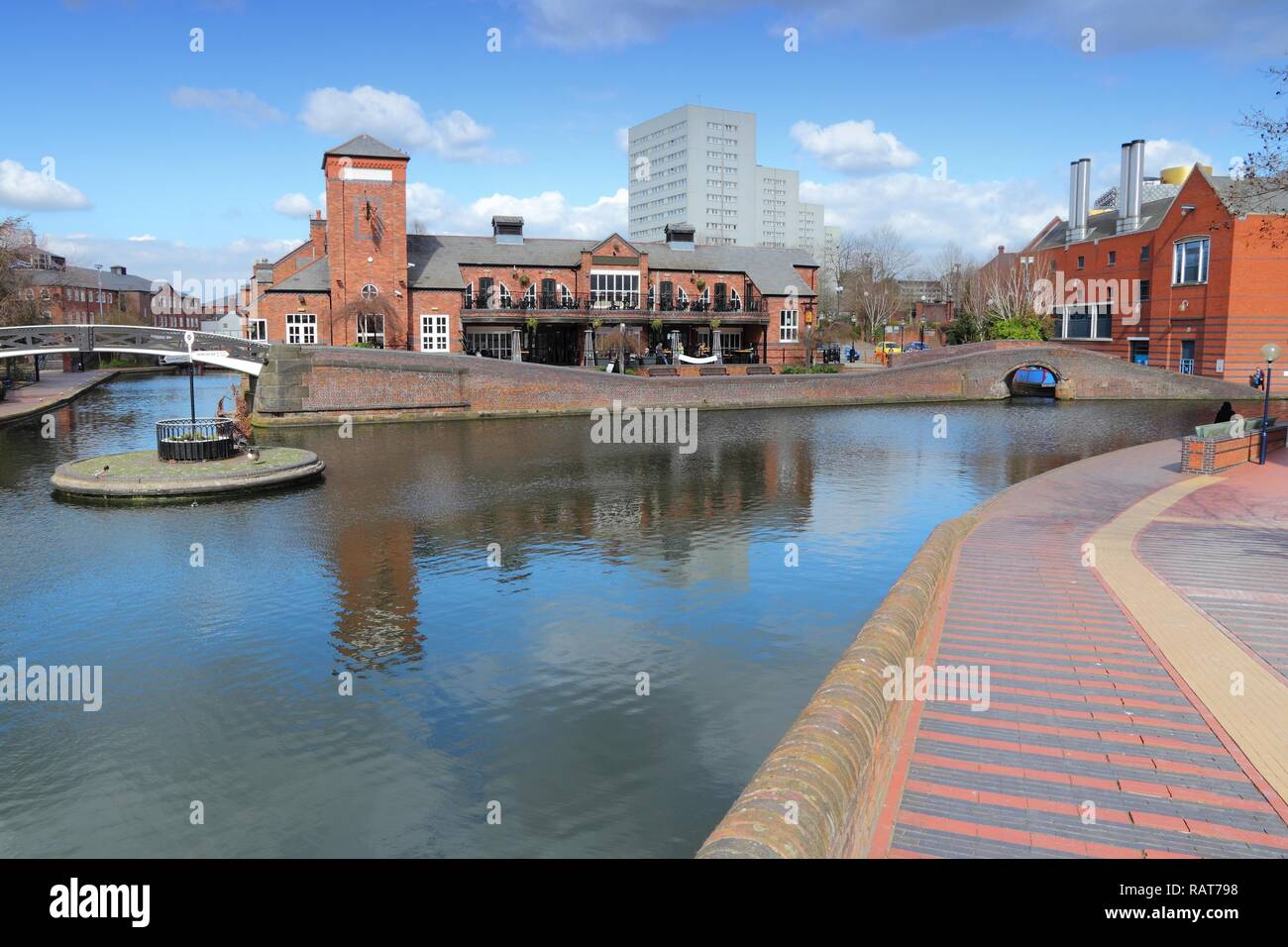 Acqua di Birmingham canal network - famoso Birmingham-Fazeley rotonda. West Midlands in Inghilterra. Foto Stock