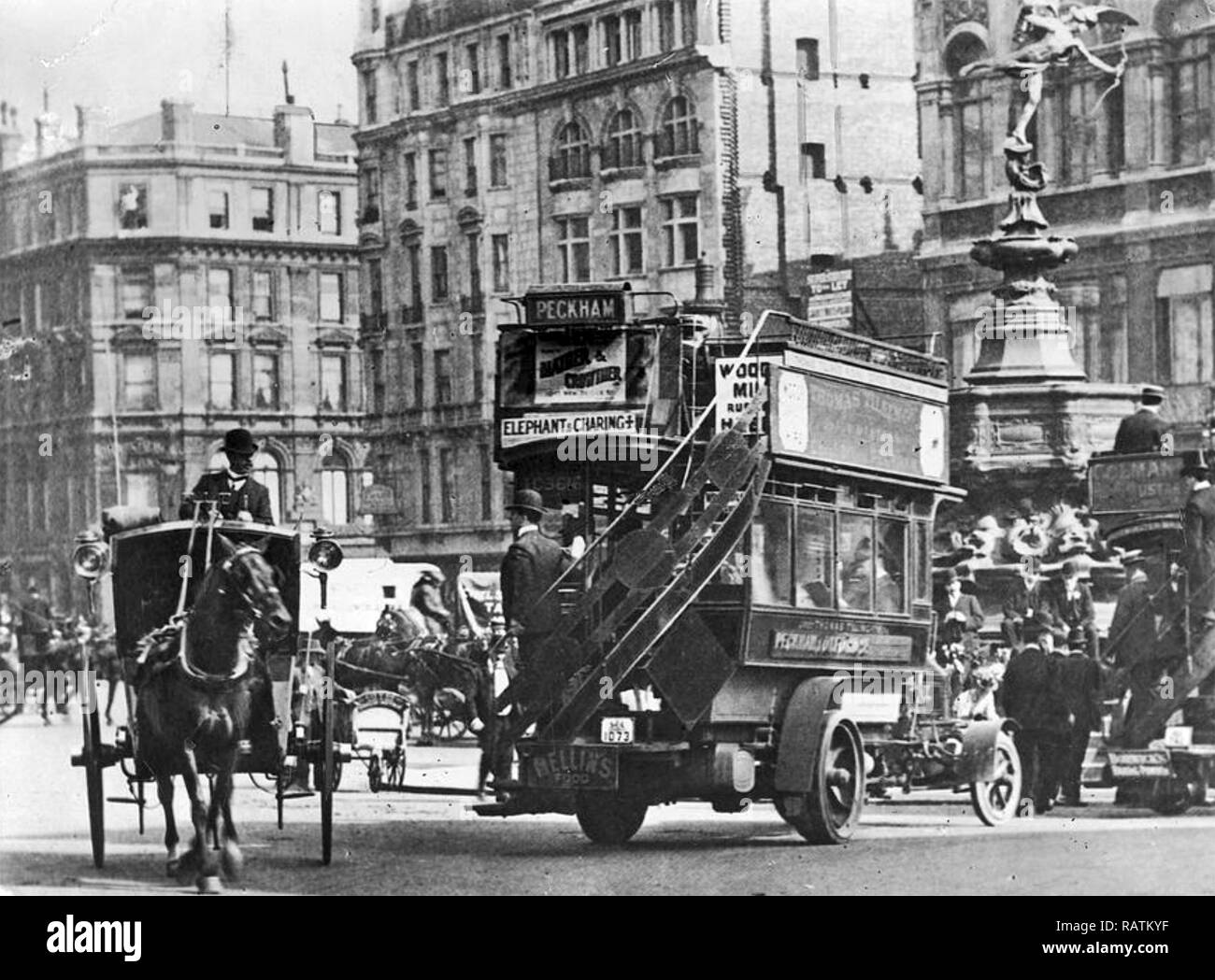 PICCADILLY CIRCUS, Londra, circa 1908. Foto Stock