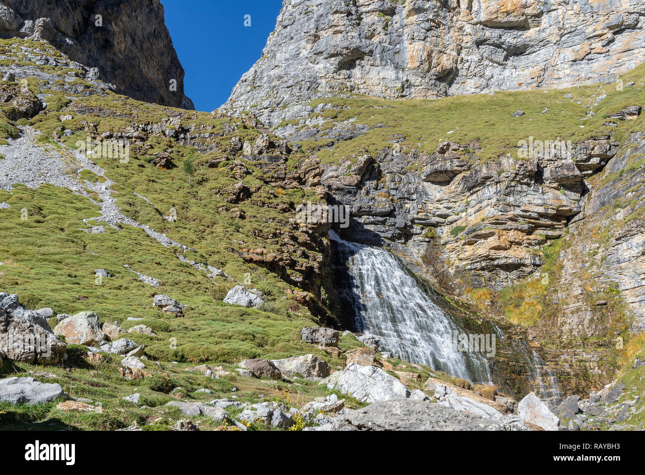 Equiseto cascata in Ordesa National Park, Huesca, Spagna Foto Stock