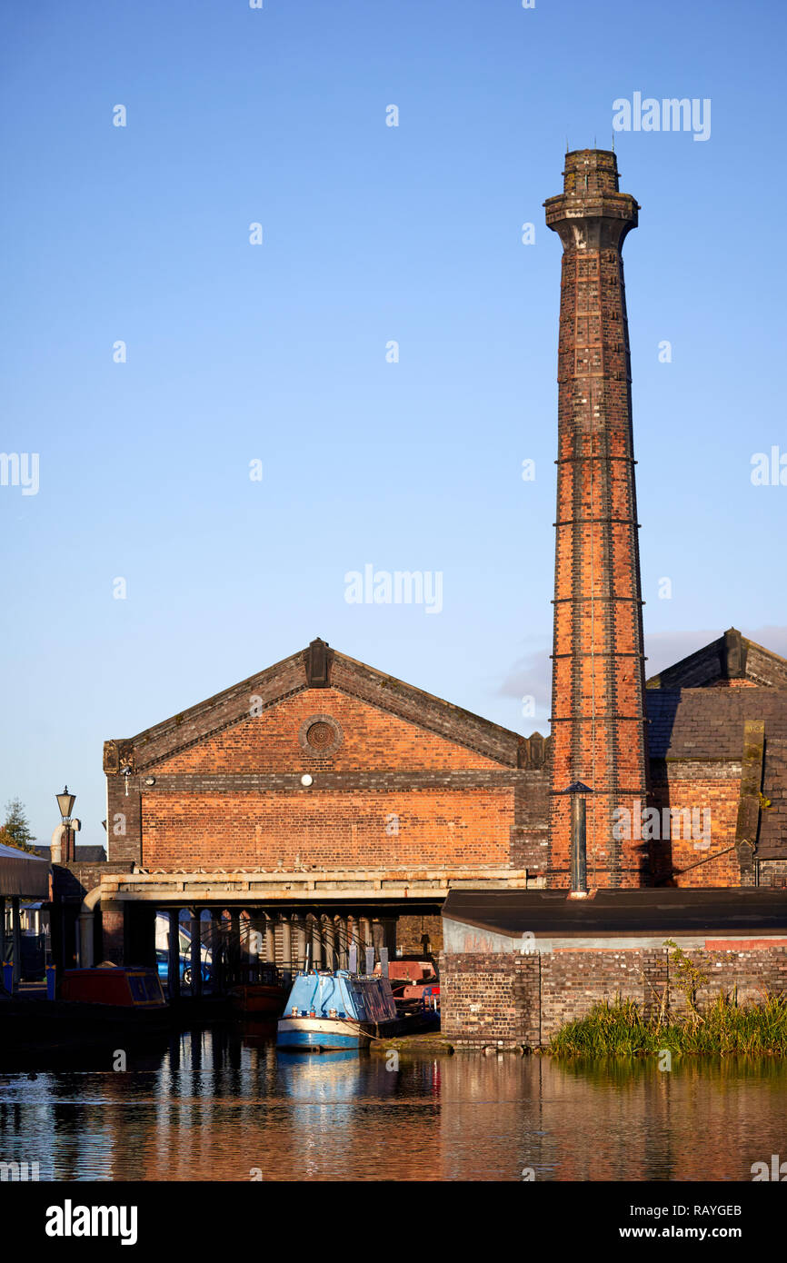 National Waterways Museum (NWM) è di Ellesmere Port Cheshire, Inghilterra, Shropshire Union Canal dove incontra il Manchester Ship Canal Foto Stock