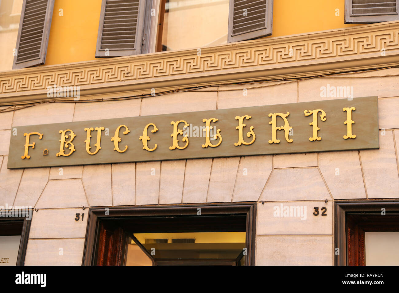 Roma, Italia - 21 agosto 2018: Buccellati Store in Via Condotti, la città  di Roma Foto stock - Alamy