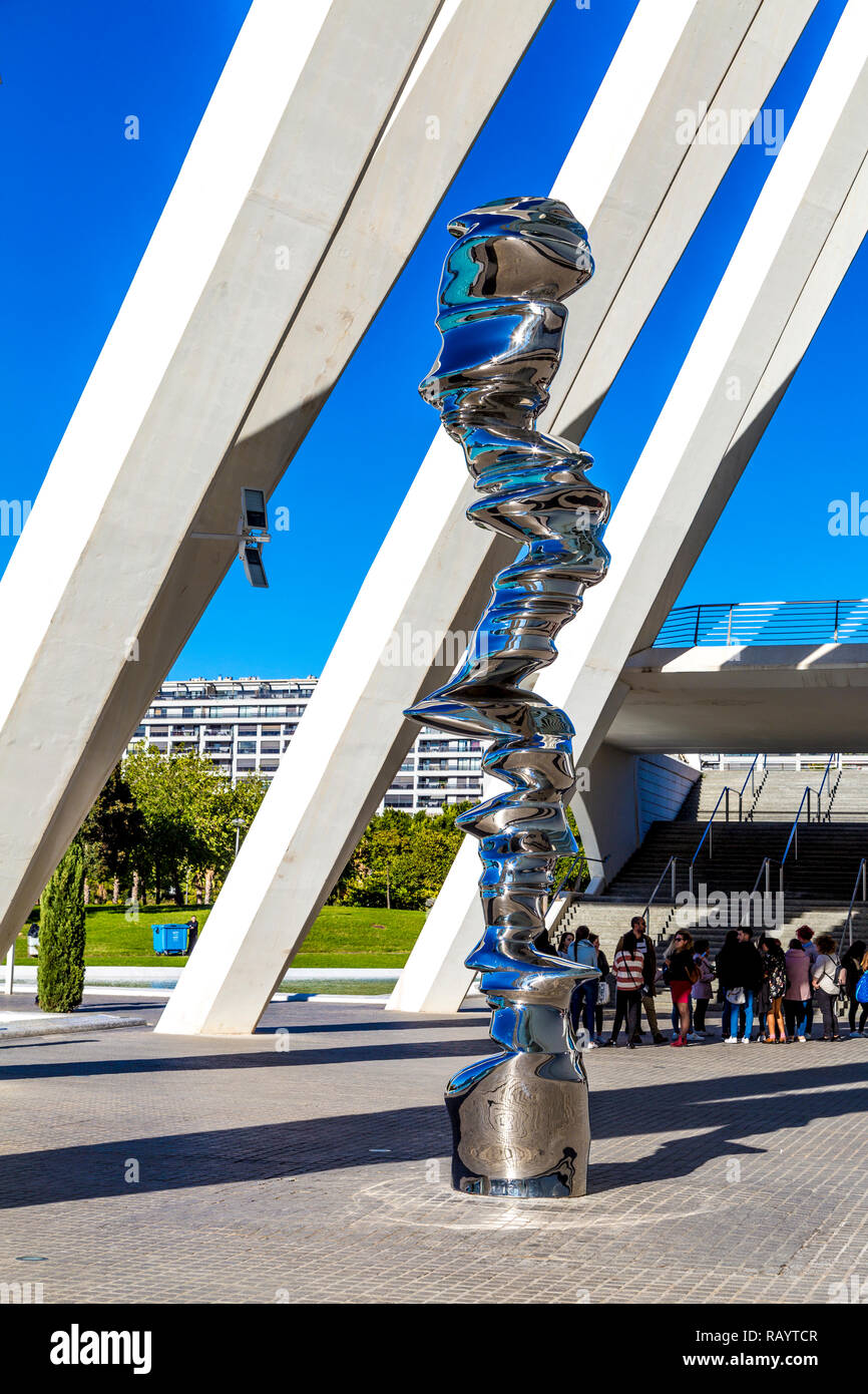 Il Museu de les Ciències Príncipe Felipe (il Principe Filippo del Museo della Scienza) nella Città delle Arti e delle Scienze di Valencia, Spagna Foto Stock