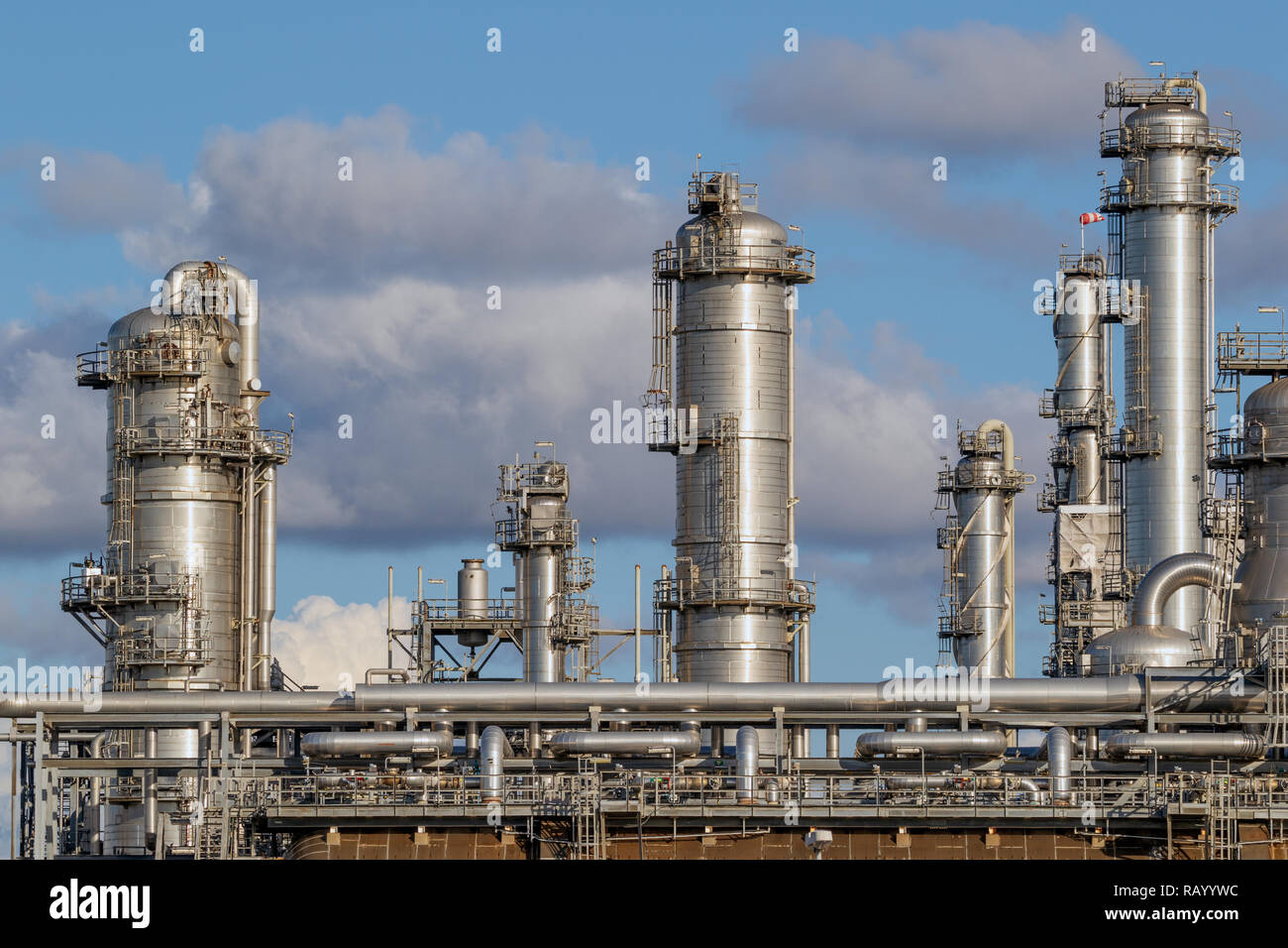Raffineria di petrolio di potenza impianto di stazione Foto Stock