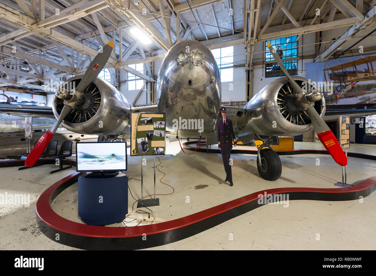 1948 Faggio 18/C-45 Expeditor a Edmonton Aviation Museum Foto Stock