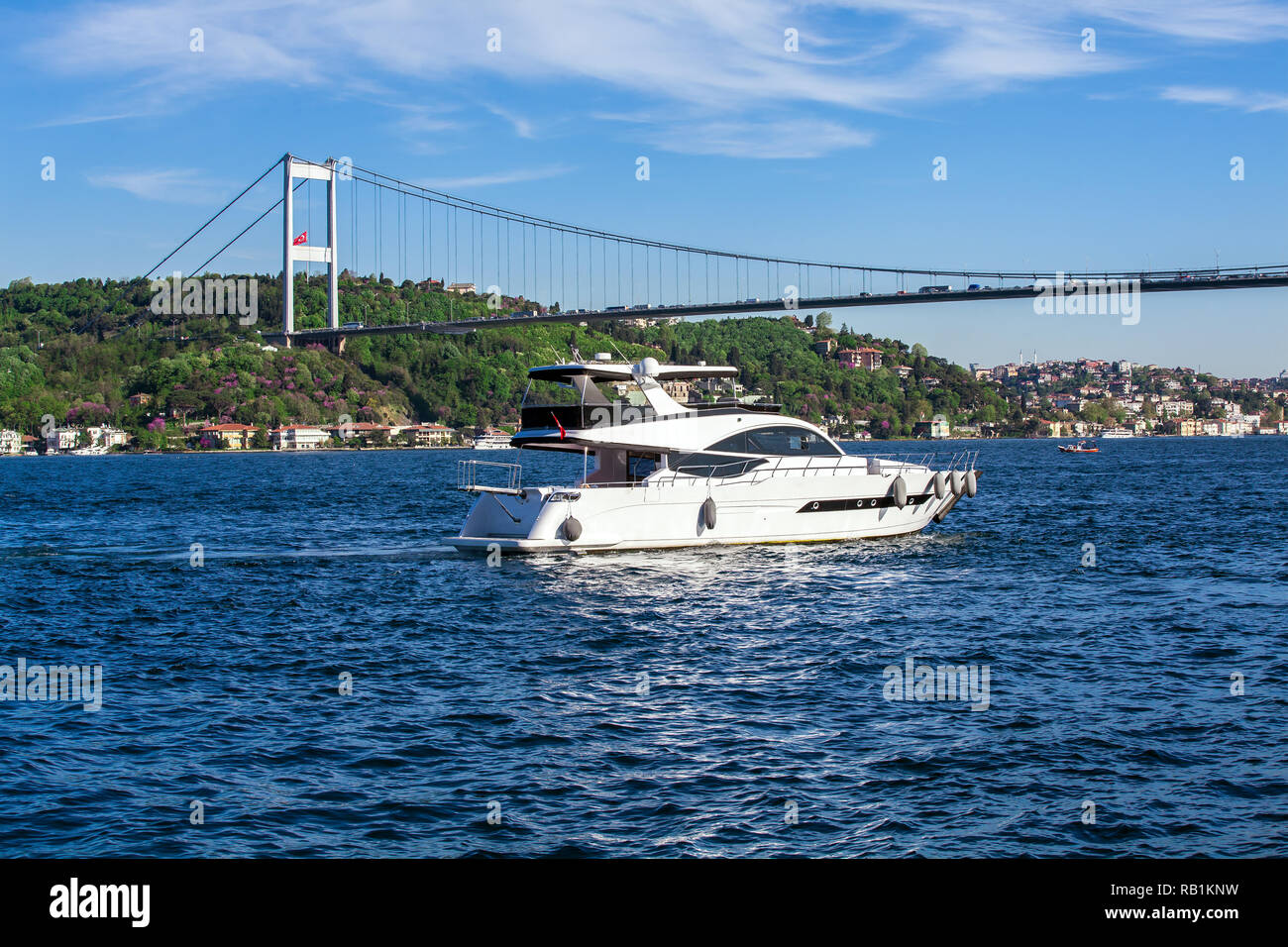Yatch sul Bosphorus Istanbul in Turchia. Foto Stock