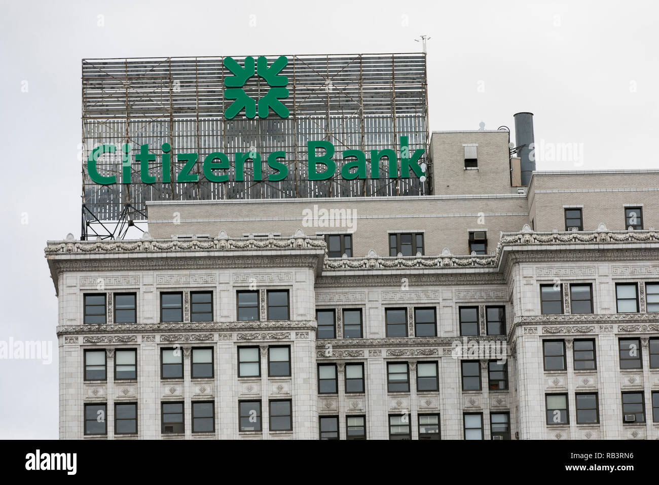 Un segno del logo al di fuori di una struttura occupata dal Citizens Bank in Wilkes-Barre, Pennsylvania, il 29 dicembre 2018. Foto Stock