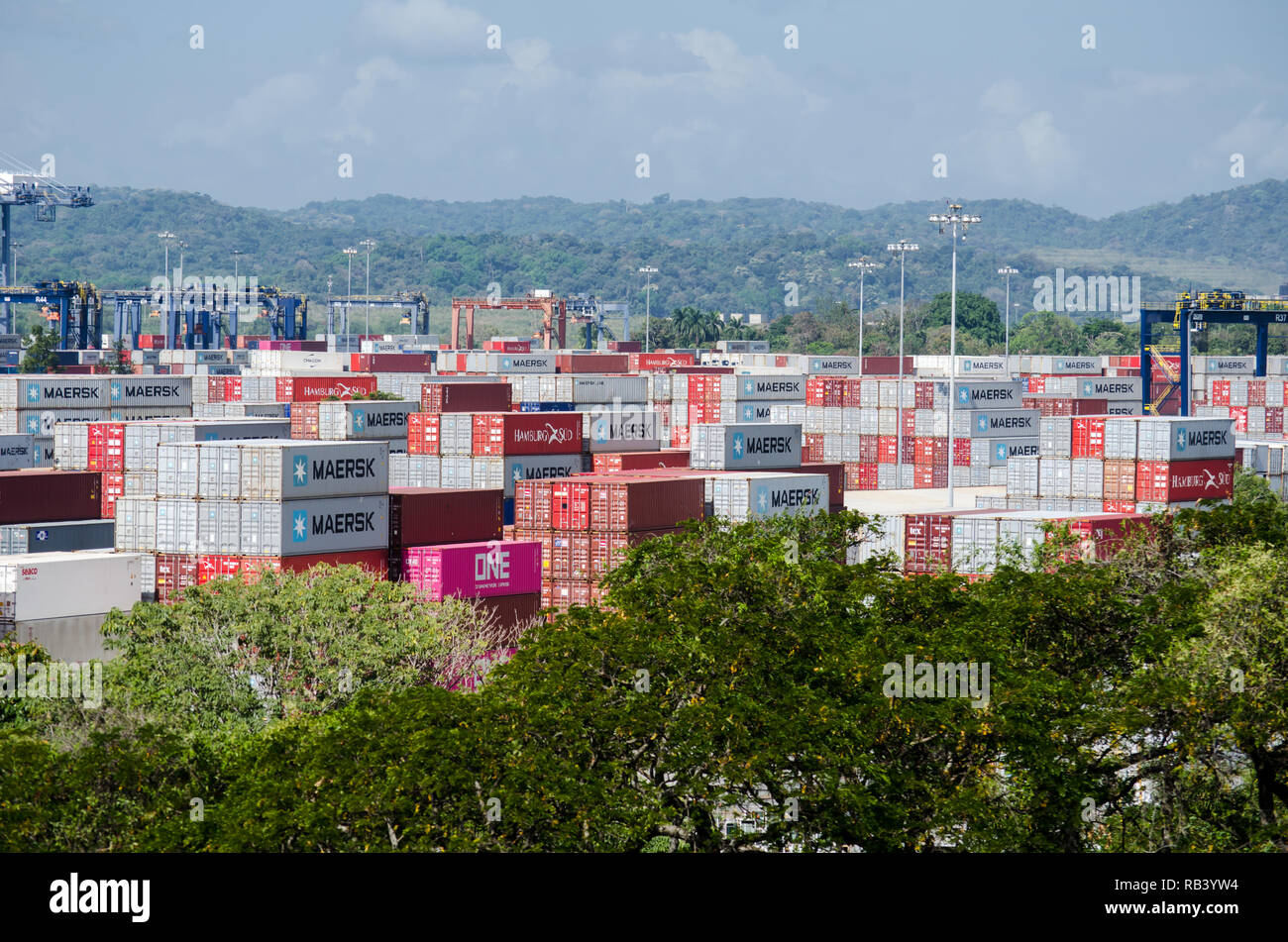 Contenitori presso il cantiere di Porto di Balboa terminale per container Foto Stock