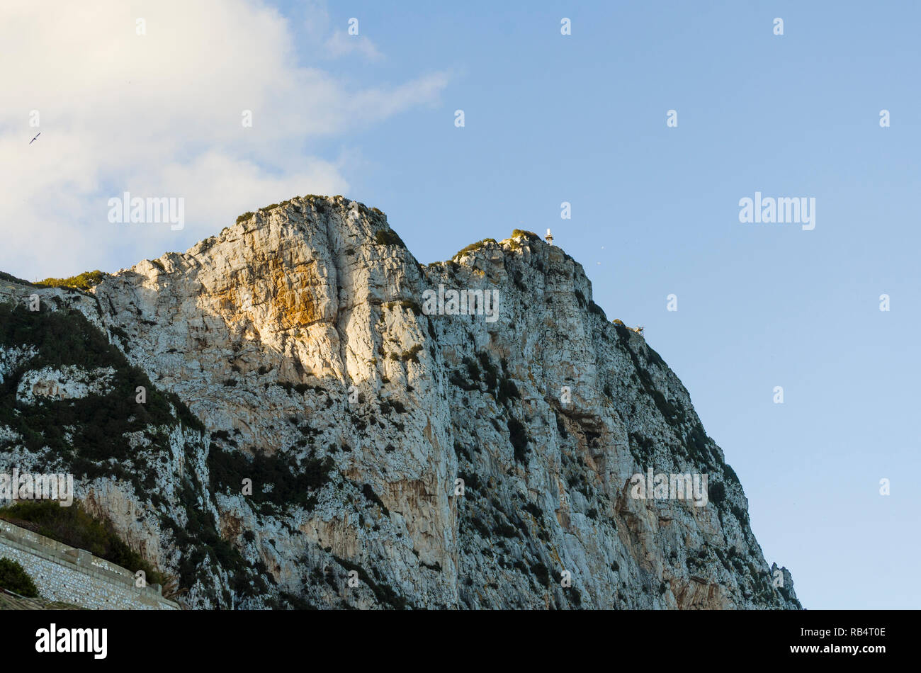 Punta di Roccia di Gibilterra oltremare sul territorio britannico, Riserva Naturale della Rocca Superiore, Gibilterra, UK, Penisola Iberica, l'Europa. Foto Stock