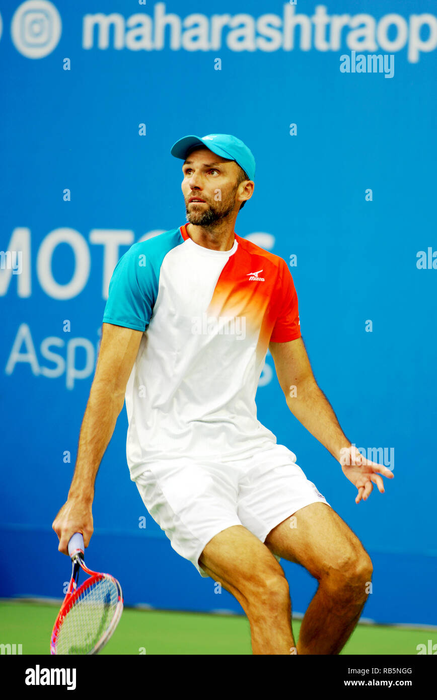 Pune, India. Dal 5 gennaio 2019. Ivo Karlovic della Croazia in azione nelle singole finali di Tata aprire Maharashtra ATP torneo di tennis in Pune, India. Foto Stock