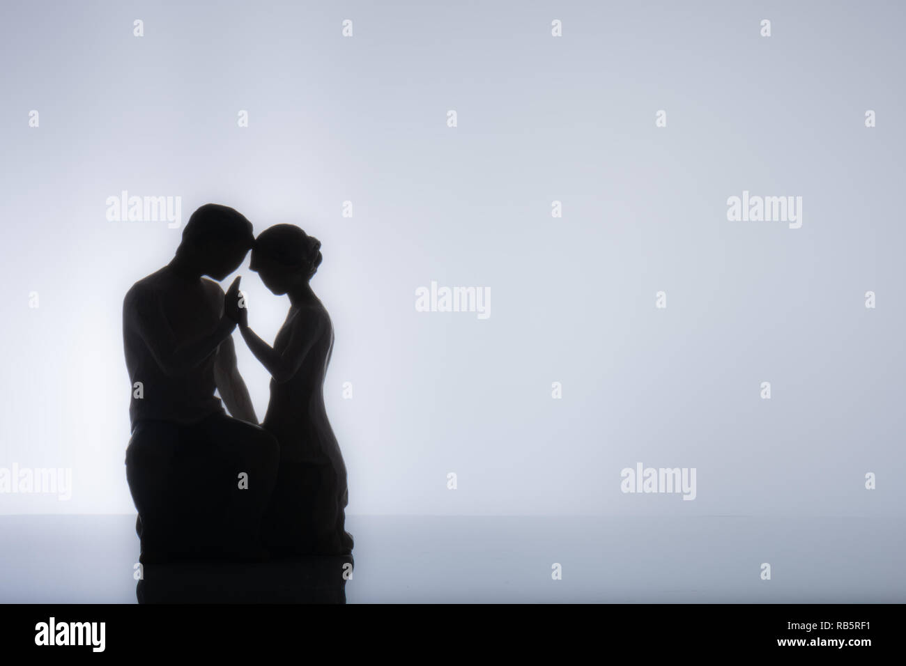 Giovane, amore, romanticismo, tenendo le mani, famiglia, interazione, comportamento, uomo, donna, rapporto Foto Stock