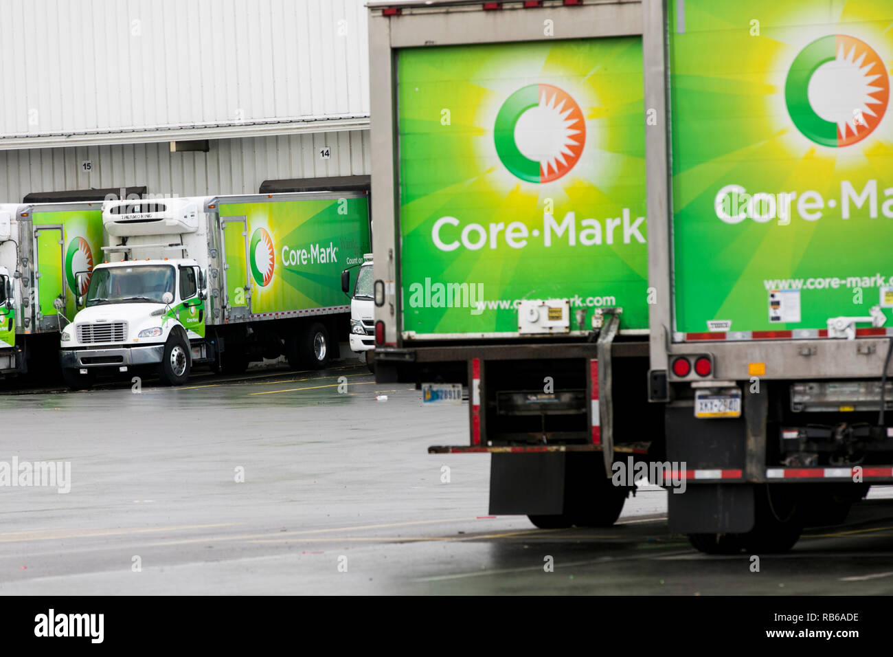 Un segno del logo al di fuori di una struttura occupata da CoreMark in Wilkes-Barre, Pennsylvania, il 30 dicembre 2018. Foto Stock