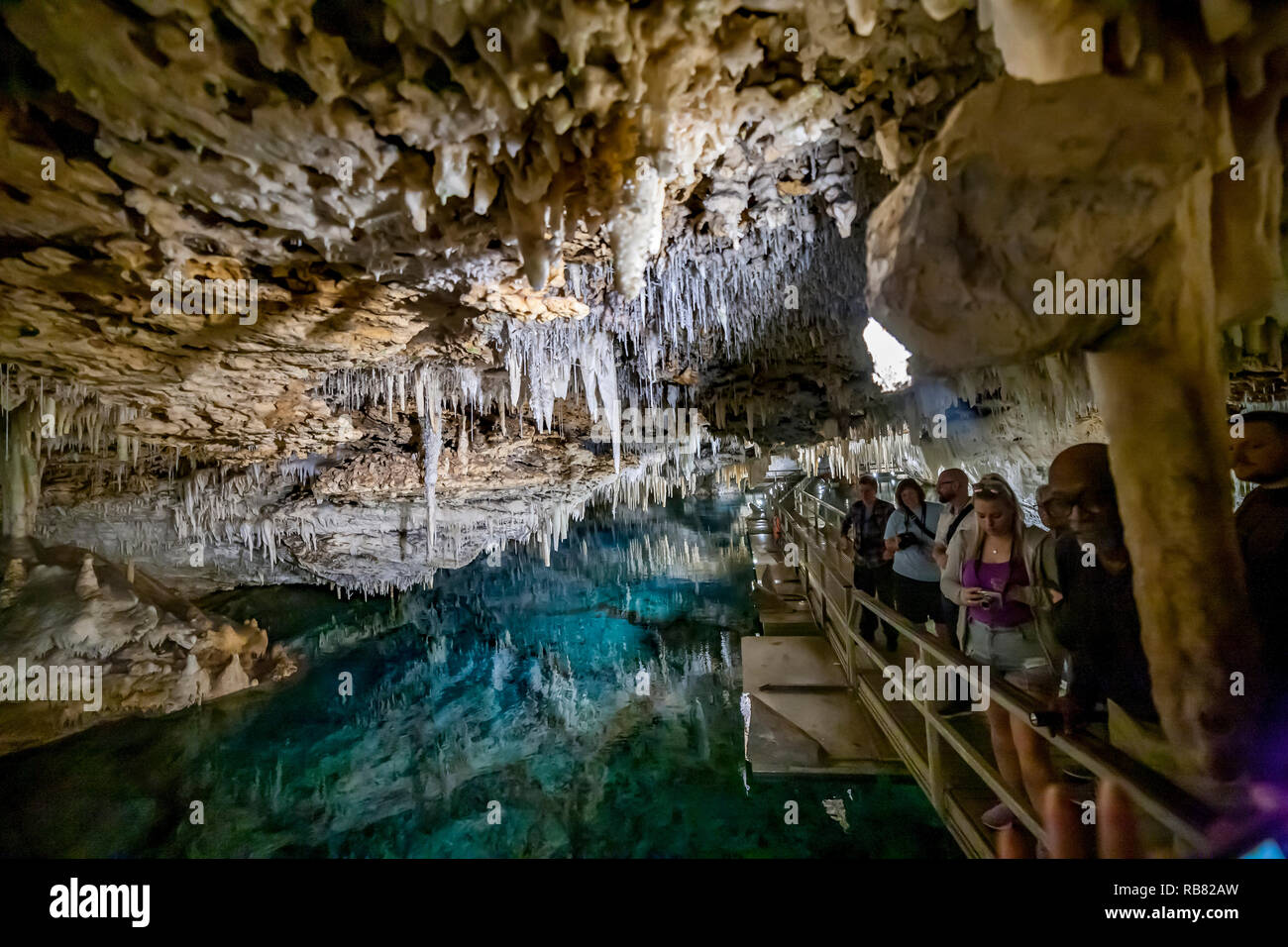 Hamilton, Burmuda. Le grotte di cristallo è una delle Bermuda devono vedere meraviglie naturali. Foto Stock