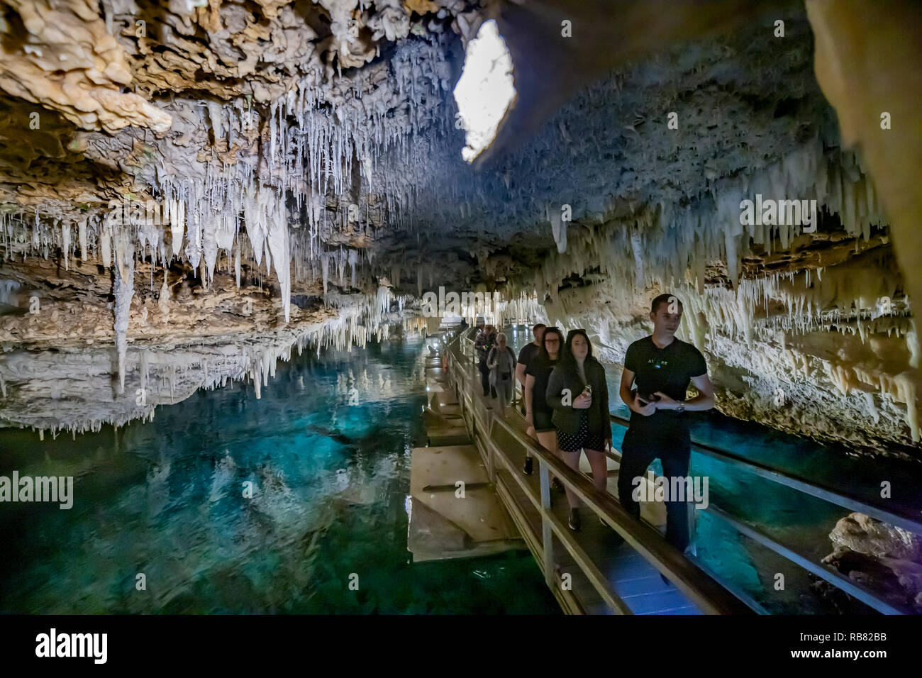 Hamilton, Burmuda. Le grotte di cristallo è una delle Bermuda devono vedere meraviglie naturali. Foto Stock
