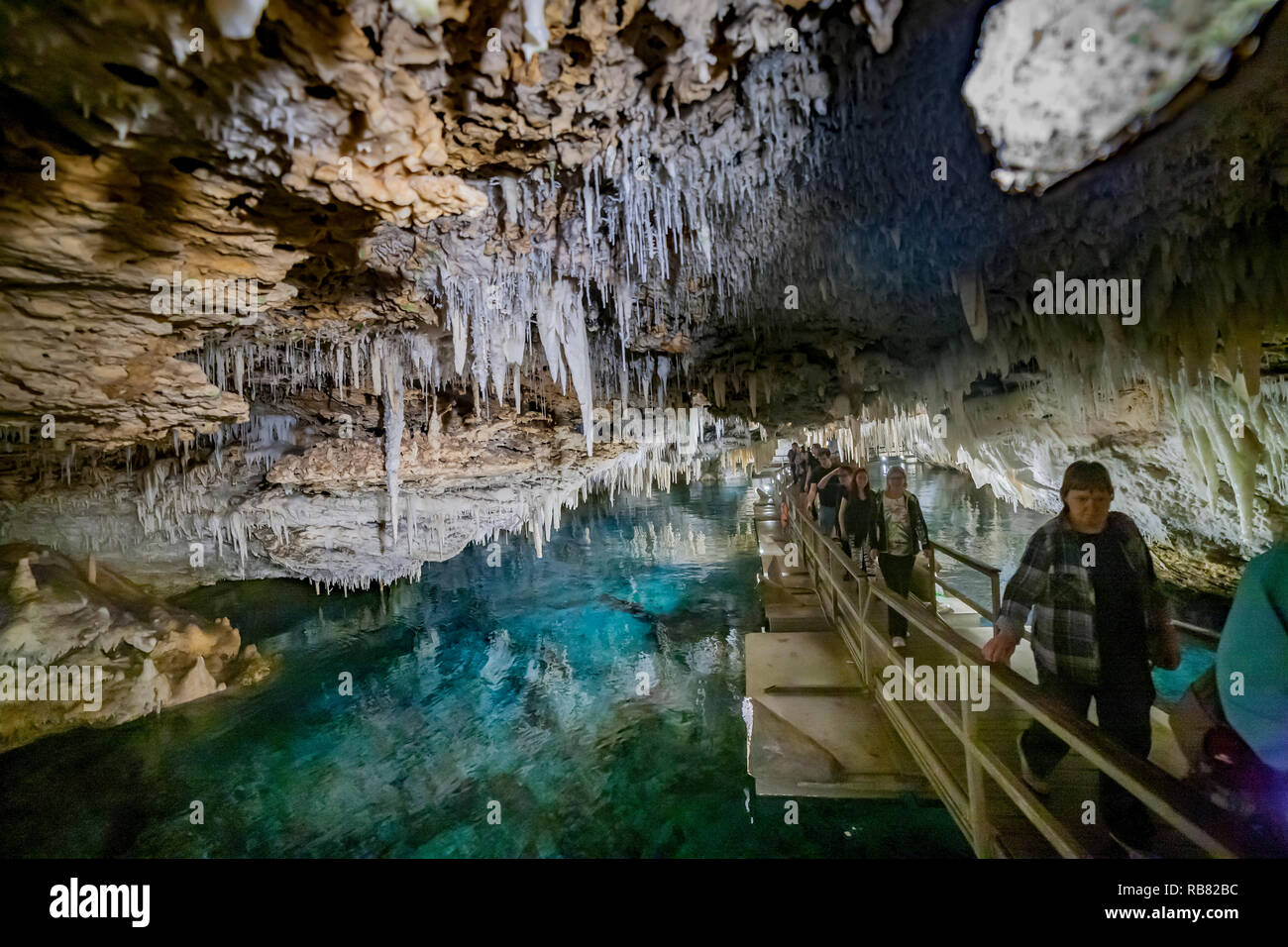 Hamilton, Burmuda. Le grotte di cristallo è una delle Bermuda devono vedere meraviglie naturali. Foto Stock