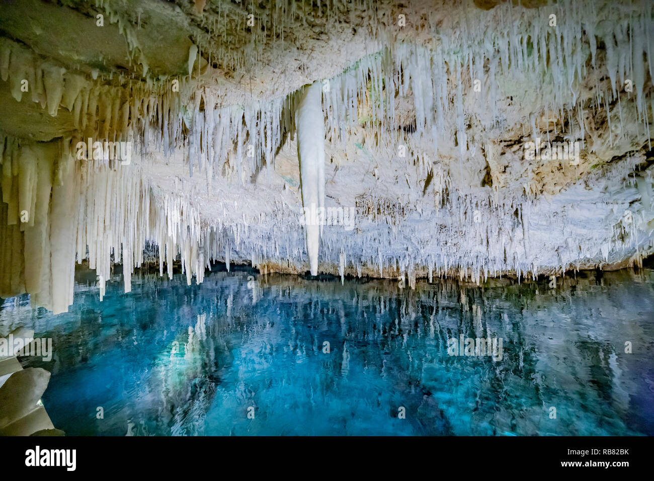Hamilton, Burmuda. Le grotte di cristallo è una delle Bermuda devono vedere meraviglie naturali. Foto Stock