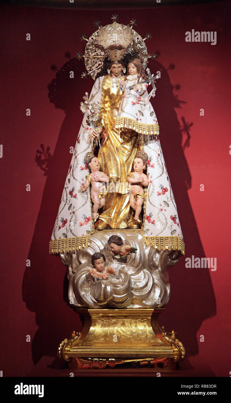 Madonna dei Forsaken,Virgen de los Desamparados di Ignasi Vergara Gimeno 1715-1776 Mare de Déu dels Desemparats Virgen de los Desamparados Foto Stock