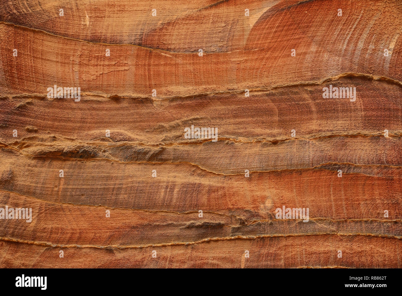 Abstract pattern colorati forra di arenaria Siq,Città Rosa, Petra, Giordania. Rosso pareti del canyon creare molti abstracts. Foto Stock