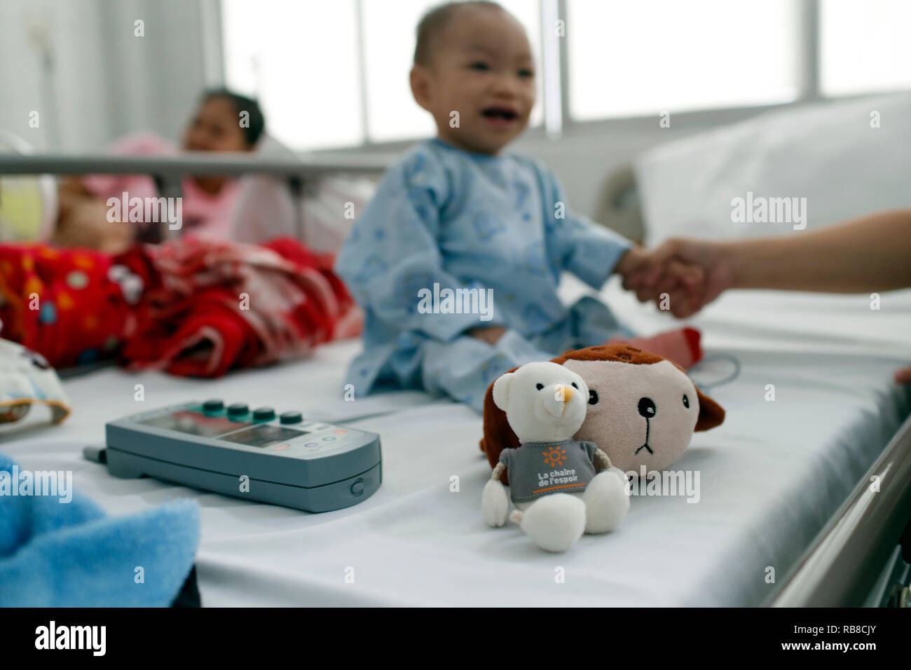 Duc Tam Cardiologia Ospedale. Il bambino soffre di malattie del cuore. Ho Chi Minh City. Il Vietnam. Foto Stock