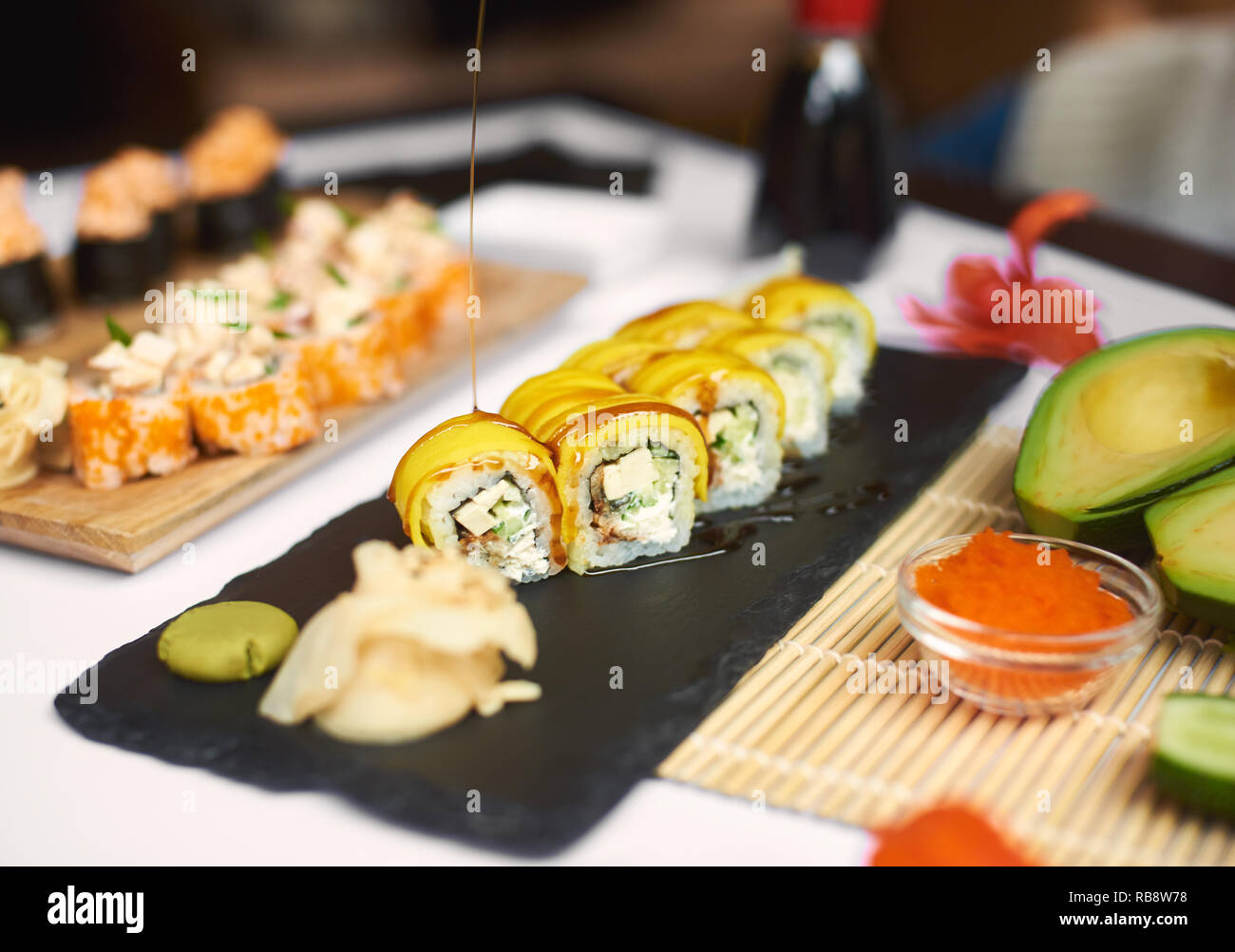 Kit Sushi Fai Da Te MiFan - Con Riso, Salsa Soia, Alga Nori, Utensili E Guida - Foto 7