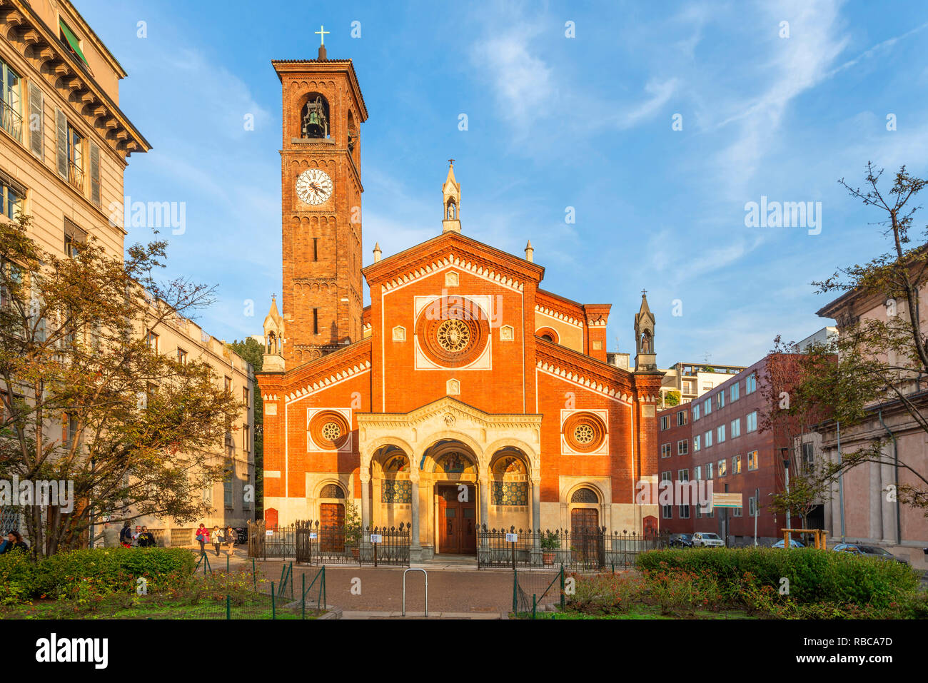 Chiesa Di Santa Eufemia Milano Lombardia Italia Foto Stock Alamy