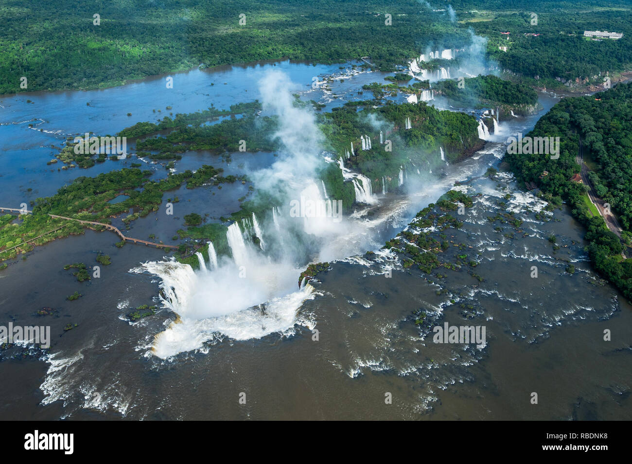 Cascate di Iguazu sul confine di Argentina e Brasile, vista aerea. Foto Stock