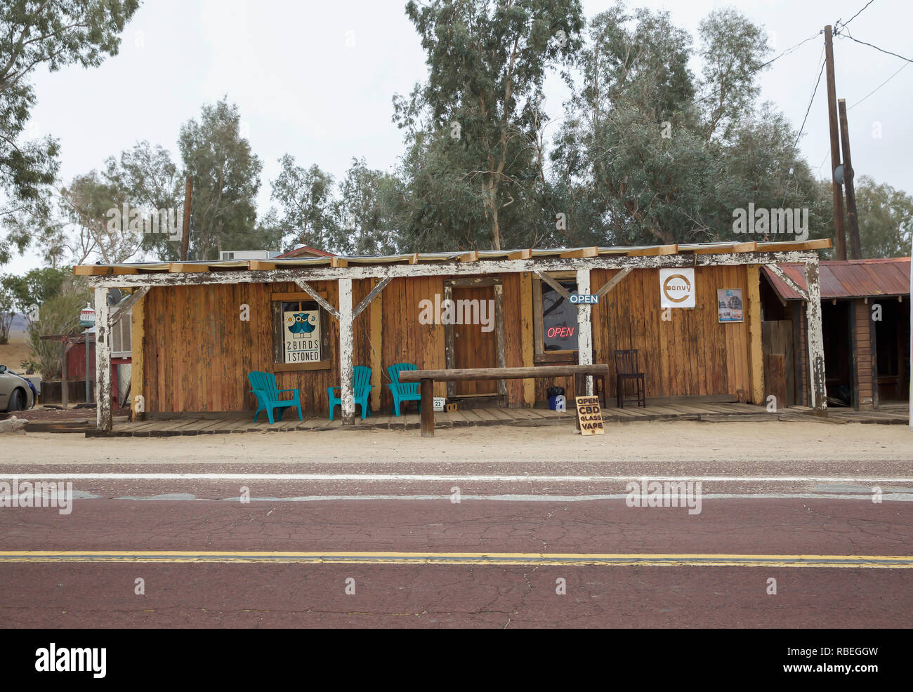 Piccolo edificio in legno in Nipton, San Bernardino County, California , Stati Uniti Foto Stock