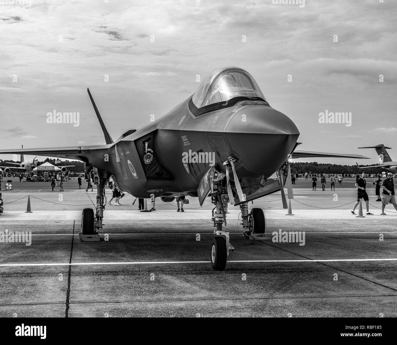 Un F-35 militari jet da combattimento sul display statico in un Air Show a Westover Air Force Base in Massachusetts Foto Stock