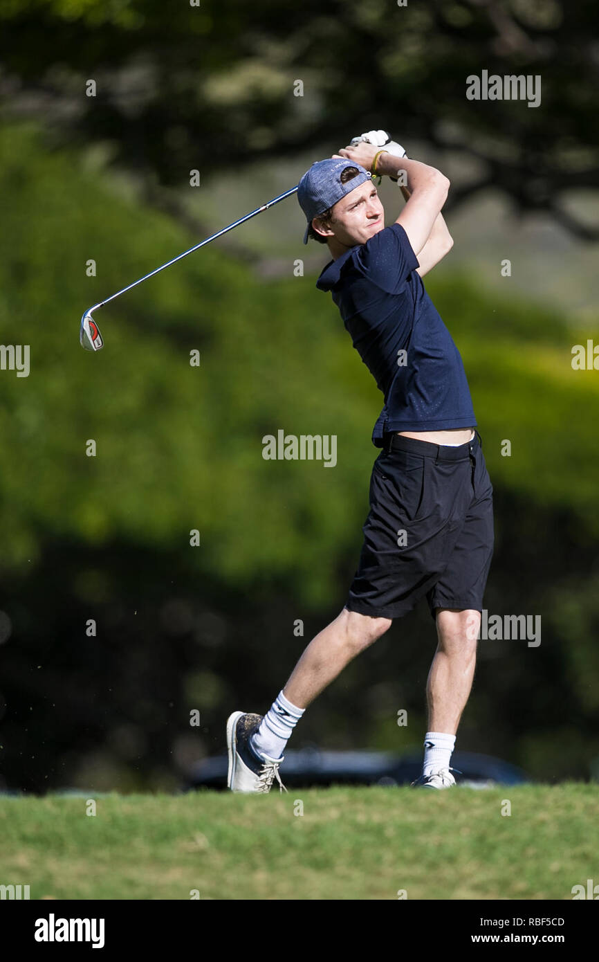 Honolulu, Hawaii, Stati Uniti d'America. Il 9 gennaio, 2019. Tom Holland che svolge il ruolo di uomo ragno nel film dei vendicatori colpisce il suo tee-shot sull'undicesimo foro durante il Pro/Am giorno prima il Sony Open a Waialae Country Club di Honolulu, Hawaii. Glenn Yoza/CSM/Alamy Live News Foto Stock