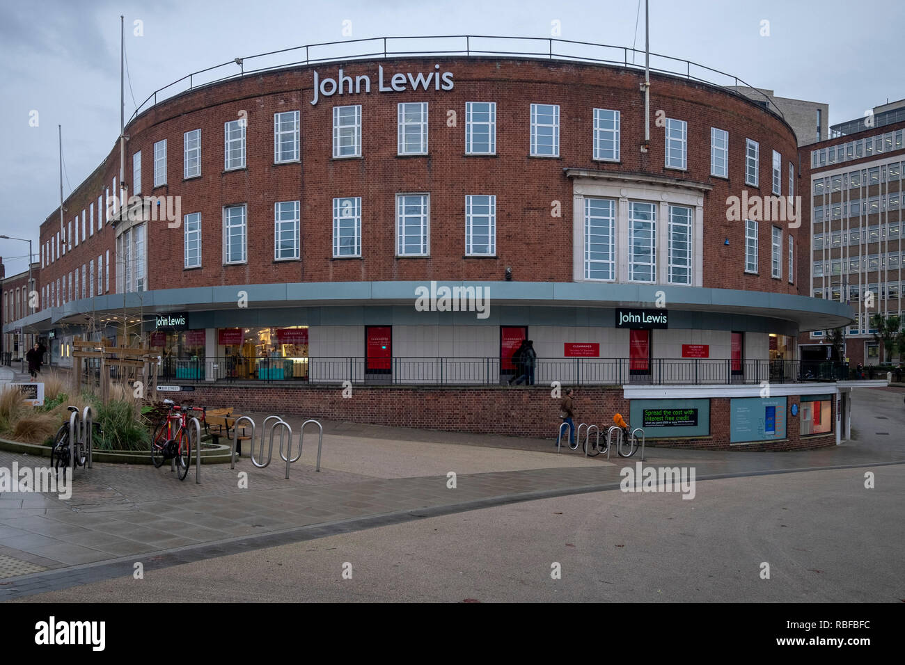 Norwich, Regno Unito. Il 10 gennaio, 2019. John Lewis Store in Norwich oggi dopo il reporting delle vendite di Natale figure Credito: Jason Bye/Alamy Live News Foto Stock