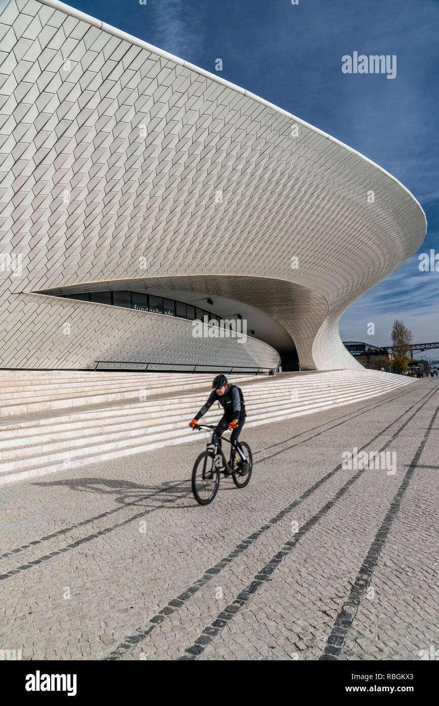 Museo di Arte, Architettura e Tecnologia (Maat), Belem, Lisbona, Portogallo Foto Stock