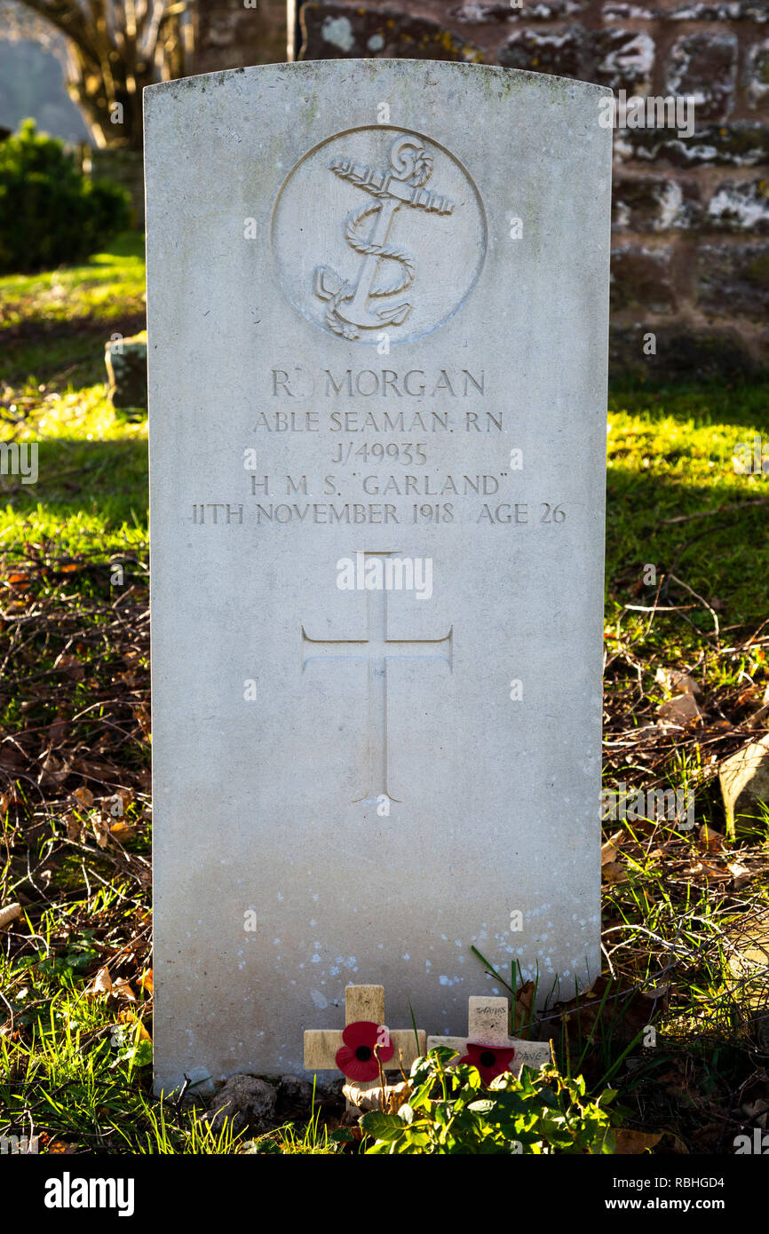 Tomba di grado Seaman Richard Morgan, una delle ultime vittime della Prima Guerra Mondiale, morì il 11 novembre 1918, sepolto nella chiesa di Santa Croce Foto Stock