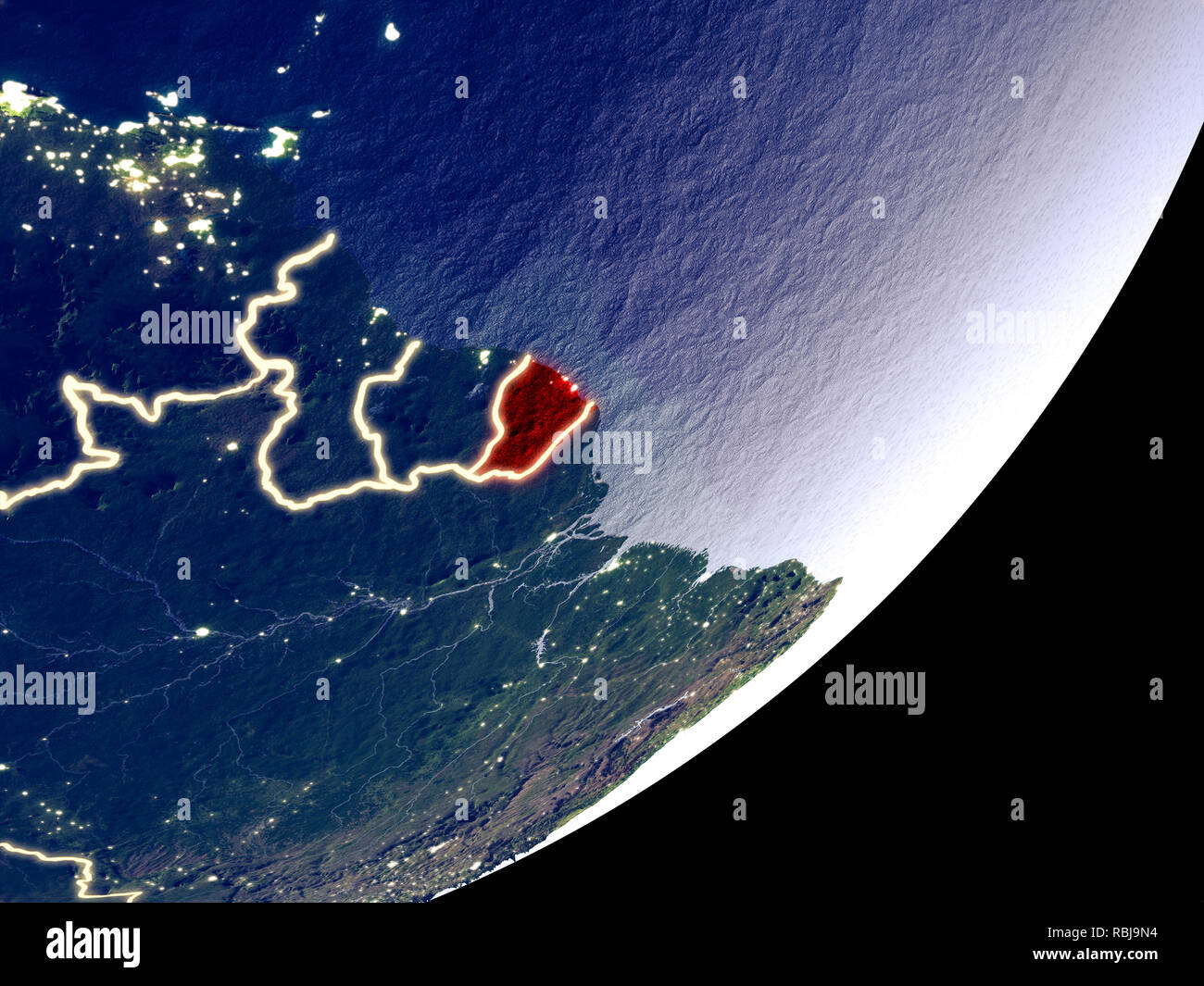 Guiana francese dallo spazio sul modello di terra di notte. Molto bene i dettagli del mondo di plastica della superficie visibile e luminose luci della citta'. 3D'illustrazione. E Foto Stock