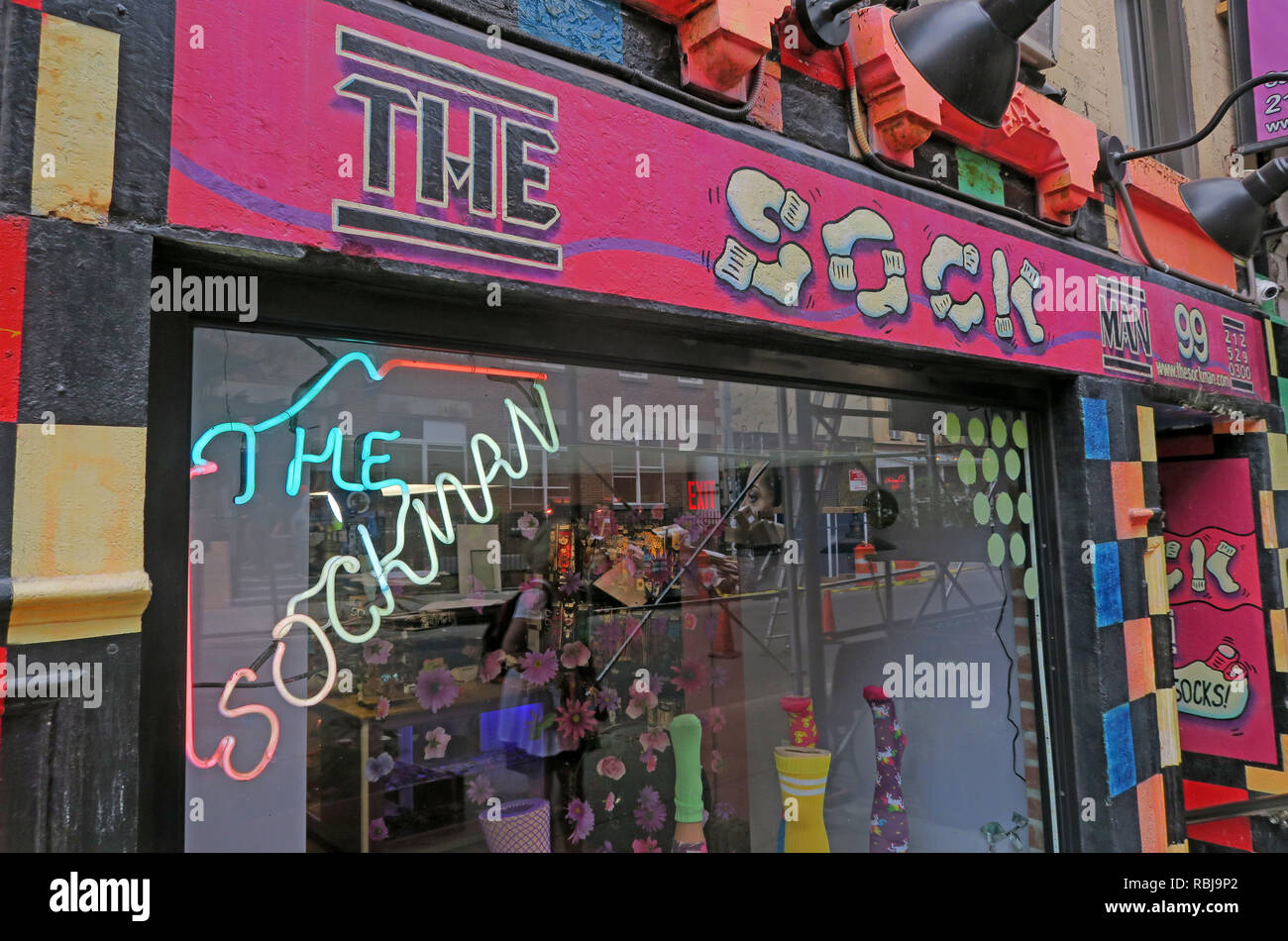 Il pink sockman shop, quirky retail, 99 St Marks Pl, New York, New York, Stati Uniti d'America Foto Stock