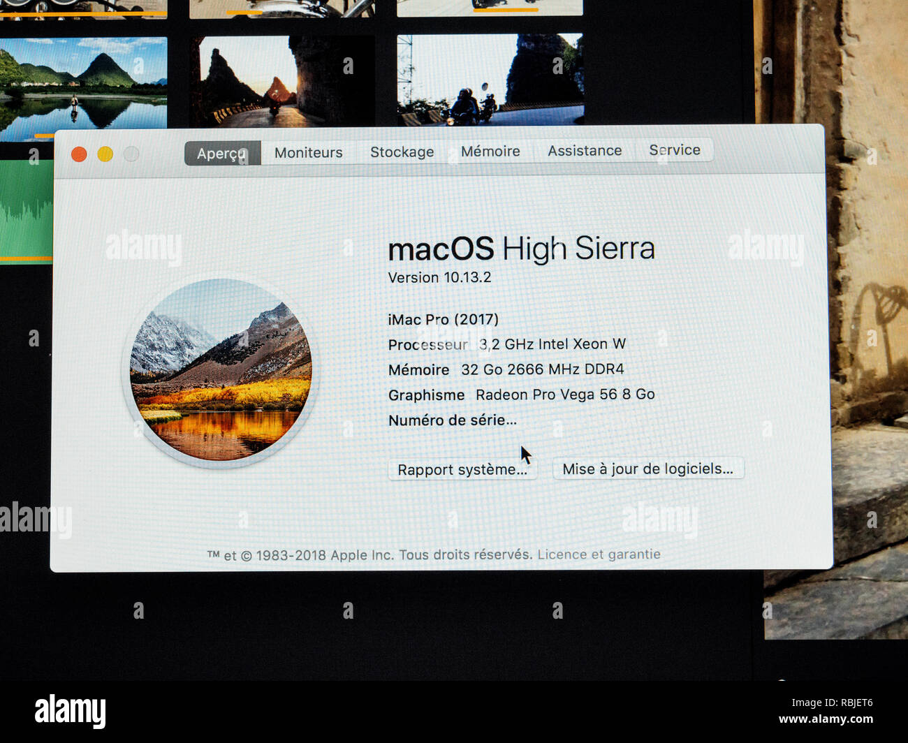 Strasburgo, Francia - 11 GEN 2018: informazioni su questo Mac le informazioni del nuovo potente Apple iMac Pro workstation con processore Intel Xeon W CPU, 32 GB di RAM e Radion Pro GPU Vega Foto Stock