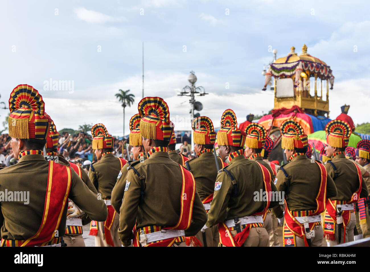 Mysore Dussehra celebrazione o festival di Dasara processione a Mysore Palace di Maharaja Indiani o re in Karnataka India Foto Stock