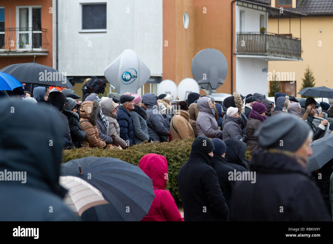 Koszalin, Polonia 10 gennaio 2019. Cerimonie funebri per cinque vittime di 15-anno-vecchio ragazze: Karolina Helena Barabas, Julia Pawlak, Wiktoria Pietras, Amelia Wieczorek, Malgorzata Tymieniecka in un tragico incendio nella sala di escape in Koszlin. Credito: Slawomir Kowalewski/Alamy Live News Foto Stock