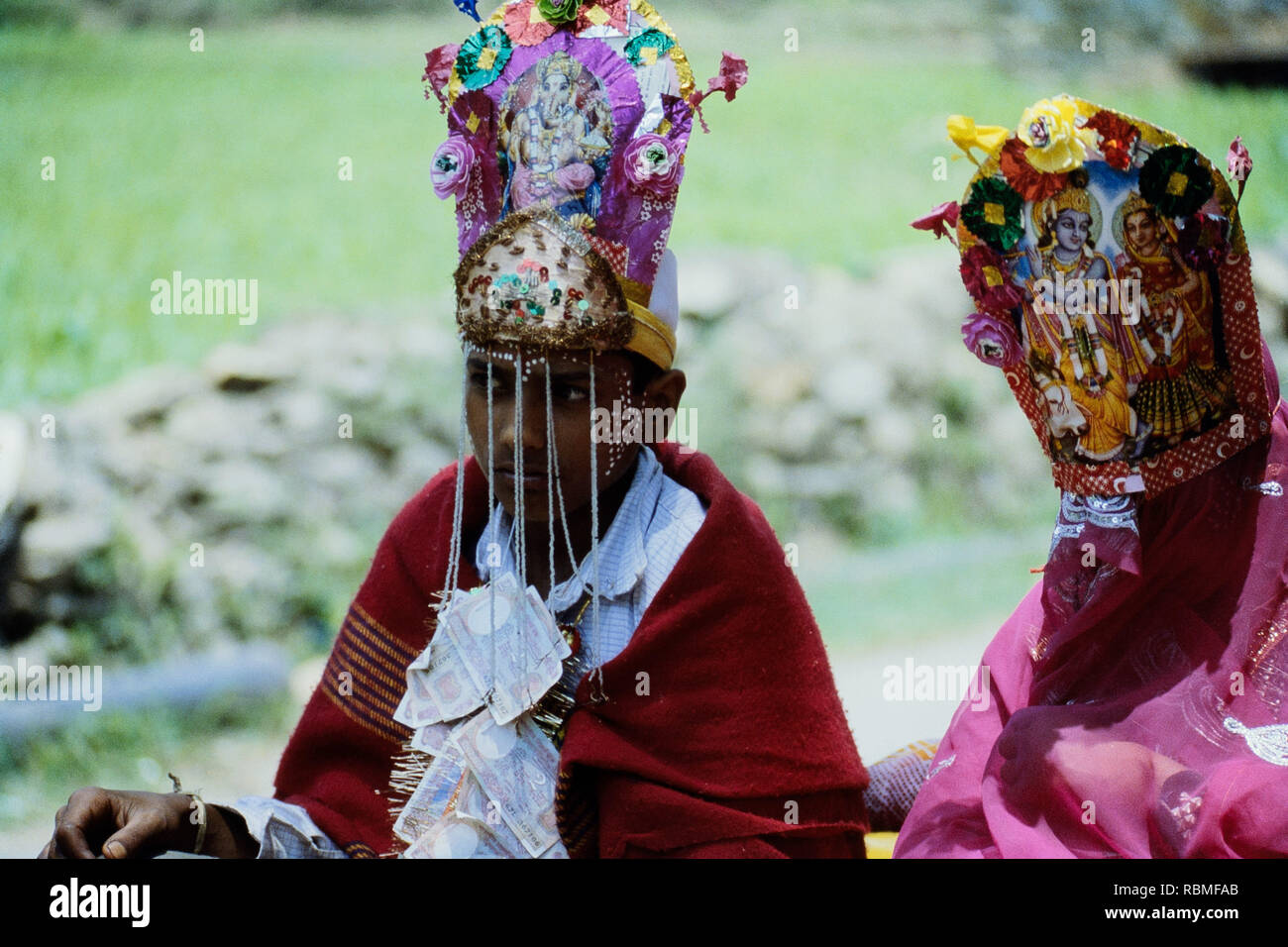 Matrimonio infantile nel villaggio di Almora, Uttar Pradesh, India, Asia Foto Stock