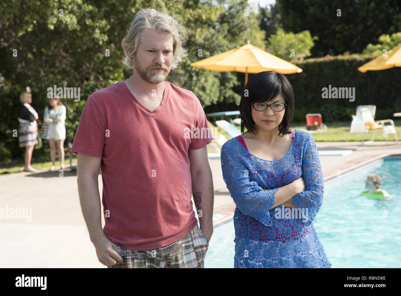 Todd Lowe, Keiko Agena, 'Gilmore Girls: UN ANNO NELLA VITA' stagione 1 (2016) Credito: Netflix / Hollywood Archive Foto Stock