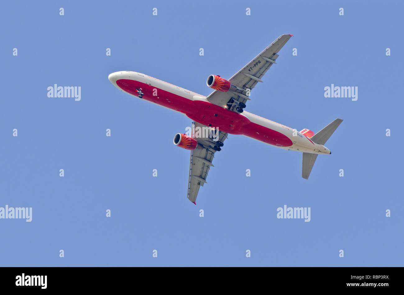 Atterraggio aereo, Mumbai, Maharashtra, India, Asia Foto Stock