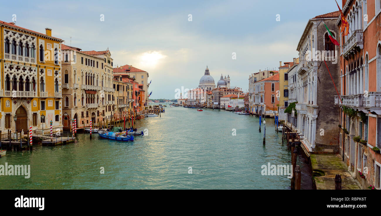 Vista panoramica del Canal Grande di Venezia Foto Stock